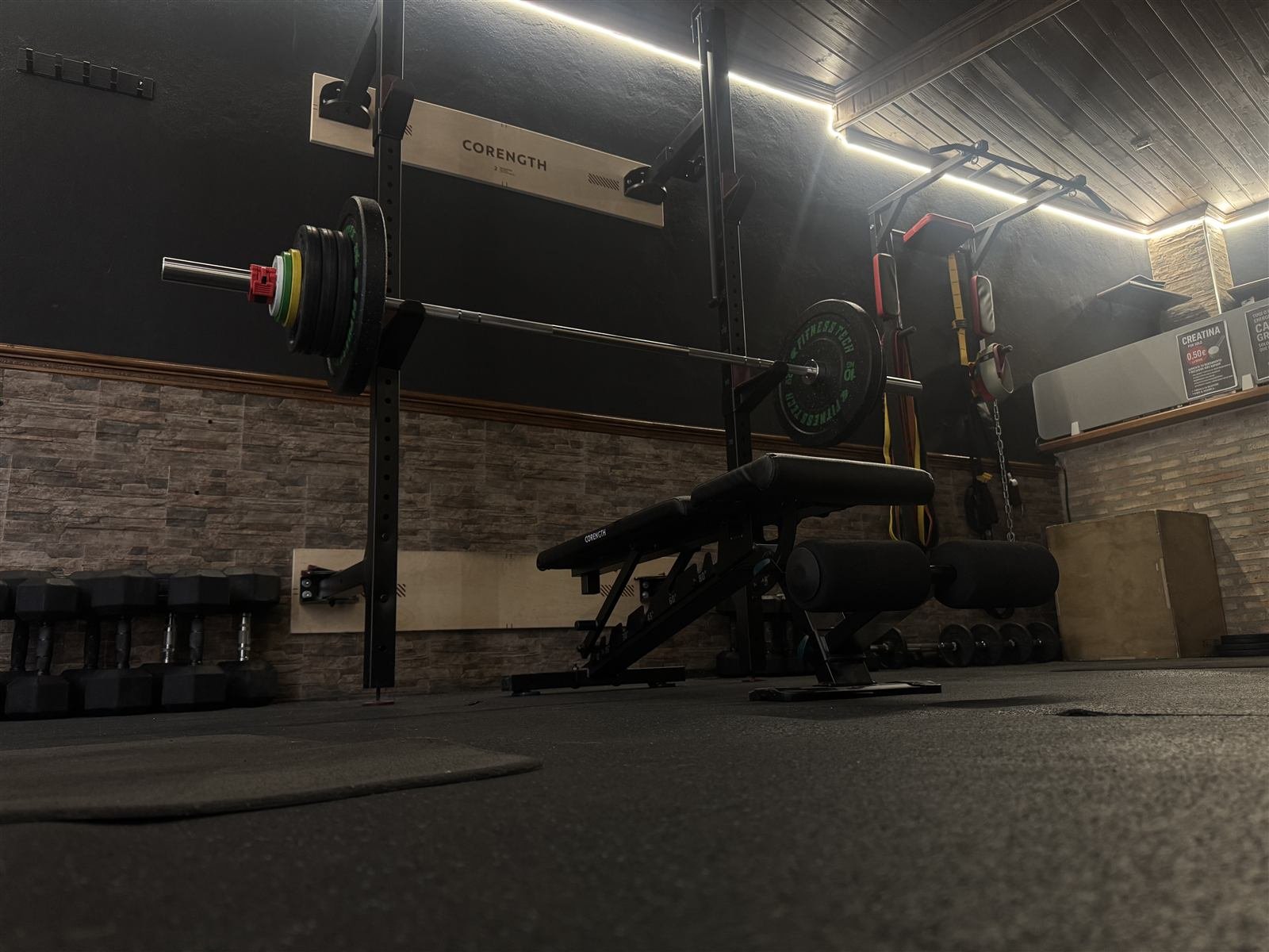 Sala de entrenamiento de Energy Boost Santa Ana